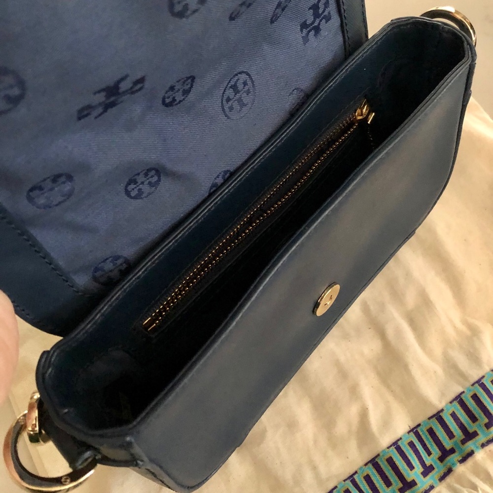 Robinson Patchwork Cross Body Bag - Picture 4 of 8